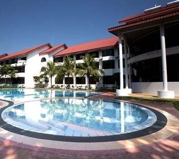 Hotel De Rhu Beach Resort