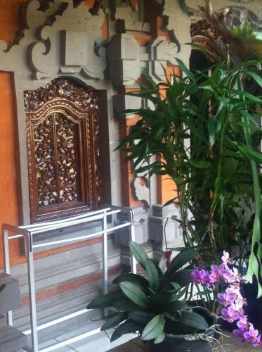 Hostal Mekar Suci Inn