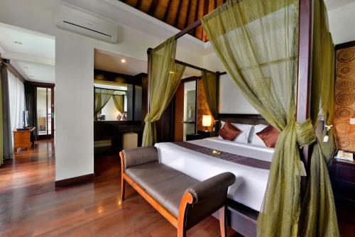 The Khayangan Dreams Villa, Seminyak