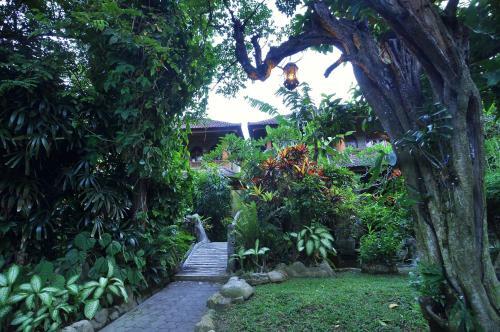 Hostal Three Brothers Bungalow