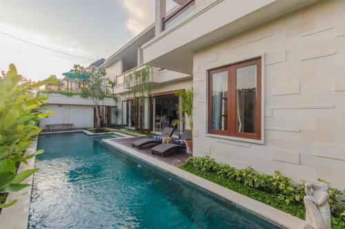 Villa Tepi Sungai