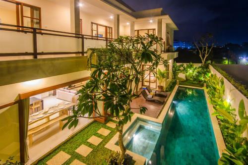 Villa Tepi Sungai