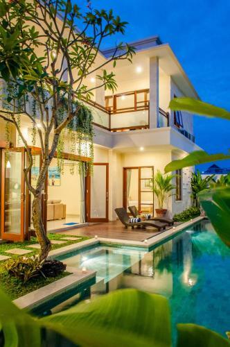 Villa Tepi Sungai