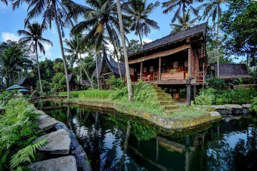 Hotel Bambu Indah