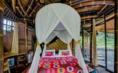 Hotel Bambu Indah