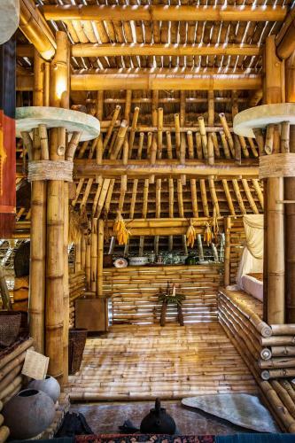 Hotel Bambu Indah