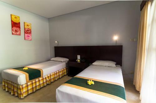 Fourteen Roses Beach Hotel