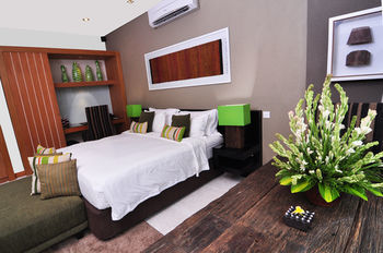 Hotel Cicada Luxury Townhouses