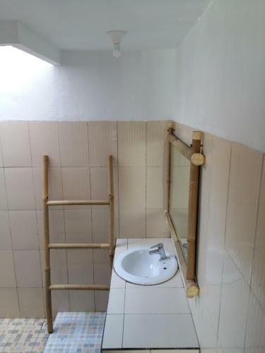 Hostal Yaya Bungalows Blue Coral