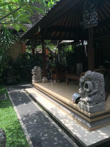 Hostal Teja Home Stay