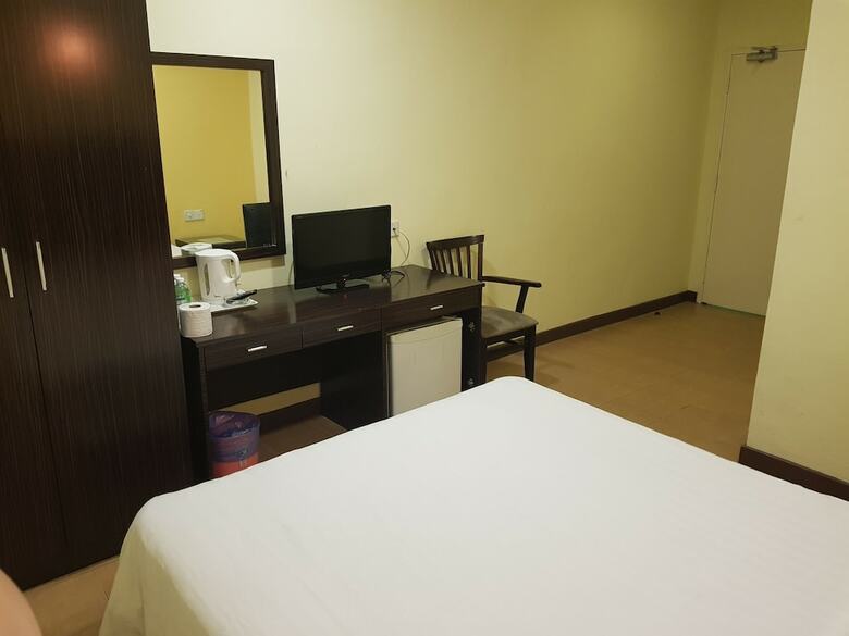 New City Hotel