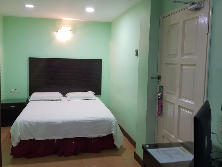 New City Hotel