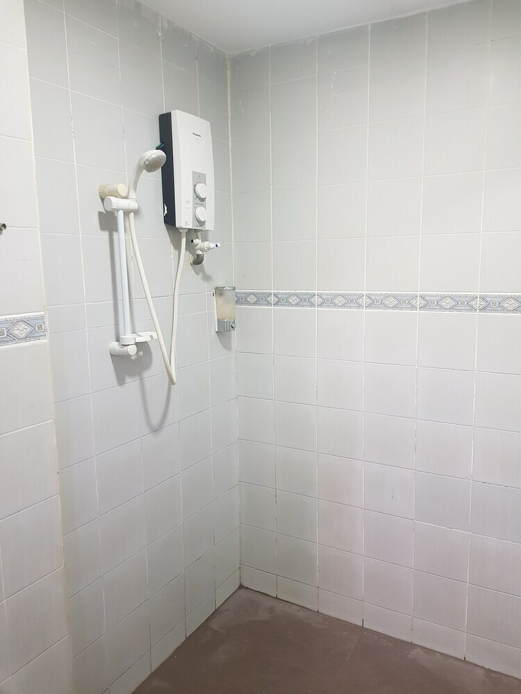 New City Hotel
