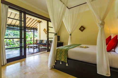 Hotel Anini Raka Resort & Spa