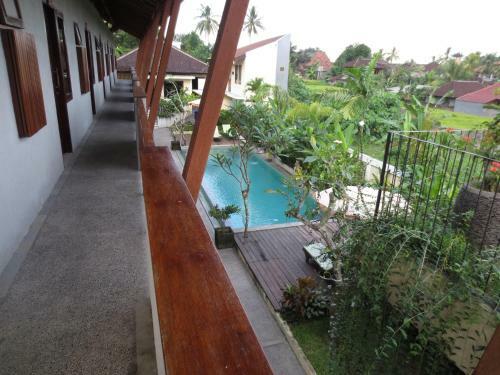 Hotel Anini Raka Resort & Spa