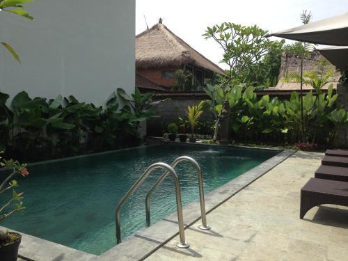 Hostal Nugraha Guest House 2