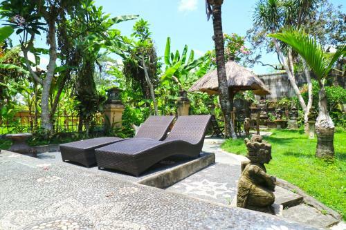 Hostal Ubud City Hotel