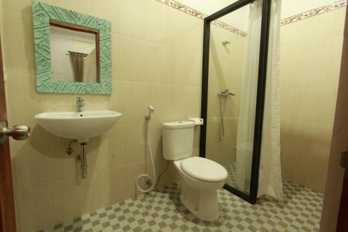 Hostal Suryadina Guest House