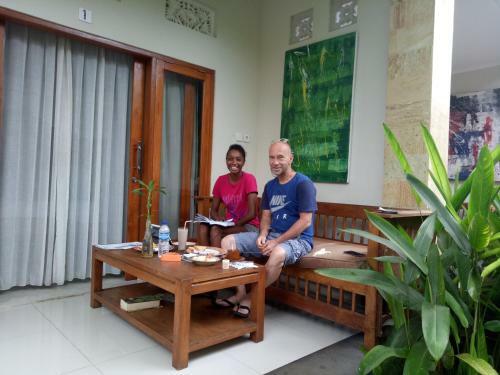 Hostal Suryadina Guest House
