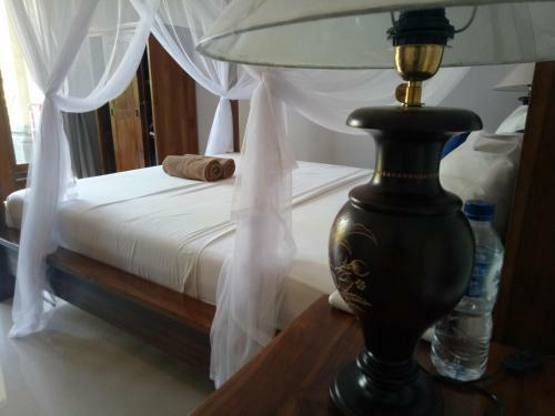 Hostal Suryadina Guest House