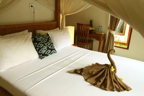 Hostal Suryadina Guest House