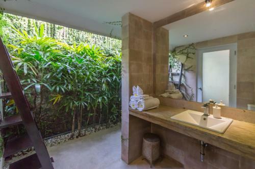 Esha Villa Drupadi I