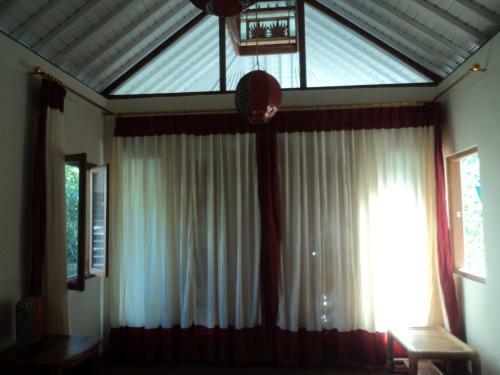 Hostal White Lotus Meditation Centre