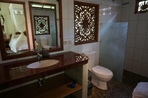 Hostal White Lotus Meditation Centre