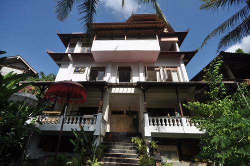 Hostal White Lotus Meditation Centre