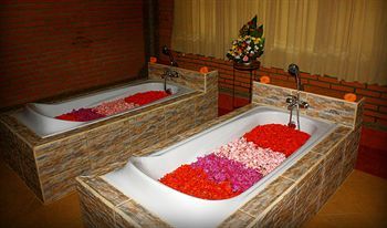 Hotel Cendana Resort & Spa