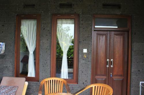 Bed & Breakfast Pratama Home Stay