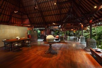 Hotel Warwick Ibah Luxury Villas & Spa
