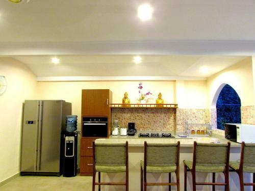 Aisha Family Villa
