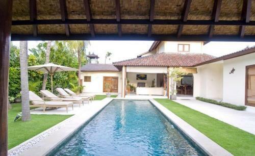 Aisha Family Villa