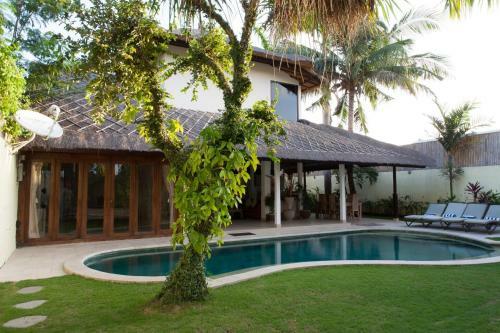 Aisha Family Villa