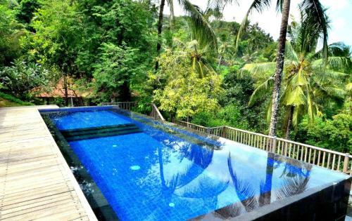 Hostal The Studio