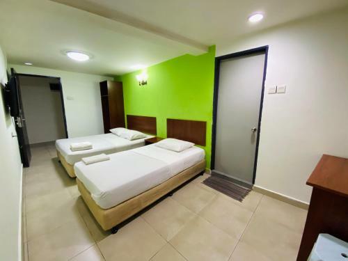 Jrl Budget Inn Hotel