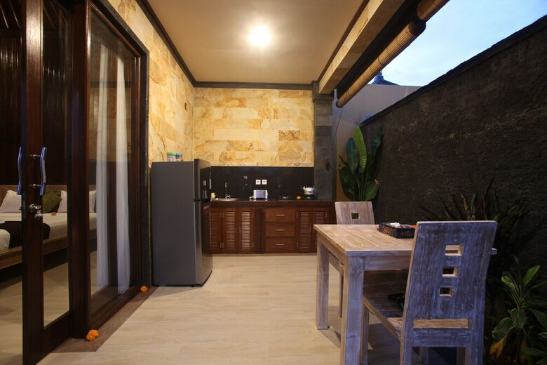Villa Pondok Naya