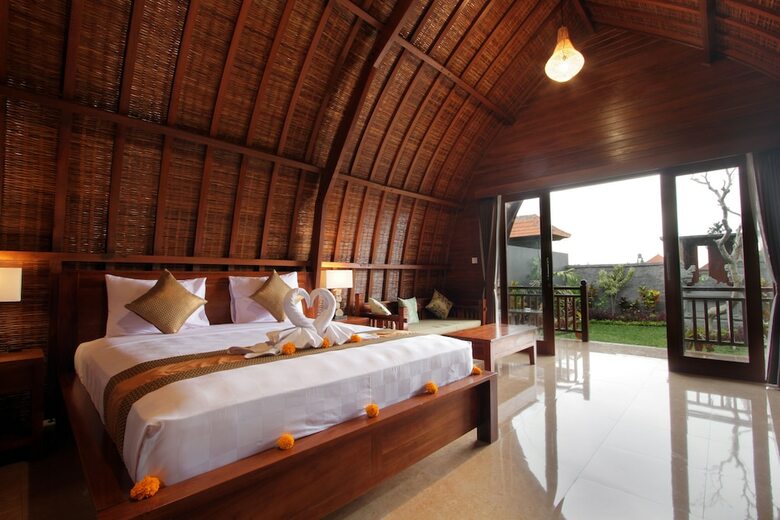 Villa Pondok Naya