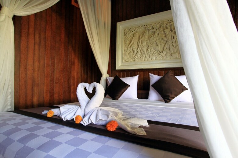 Villa Pondok Naya