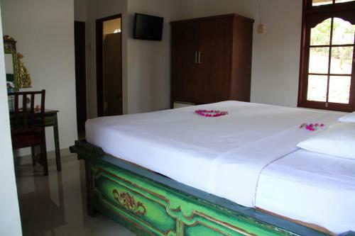 Hotel Puri Bunga Beach Cottages