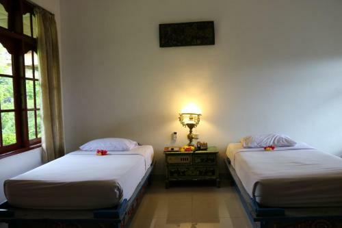 Hotel Puri Bunga Beach Cottages