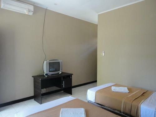 Hotel Pakuna Beach