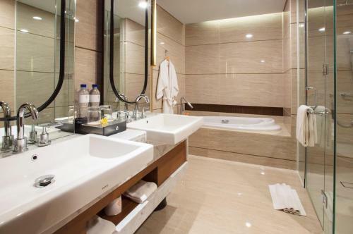 Hotel Graha Beach Senggigi