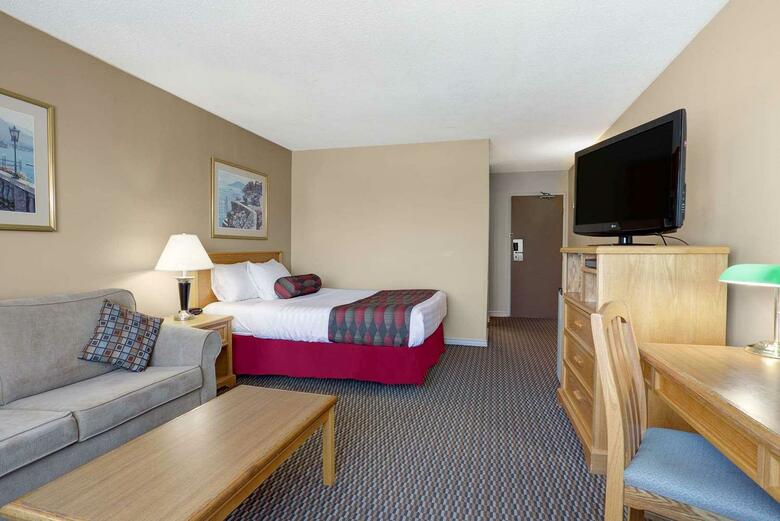 Hotel Ramada Victoria