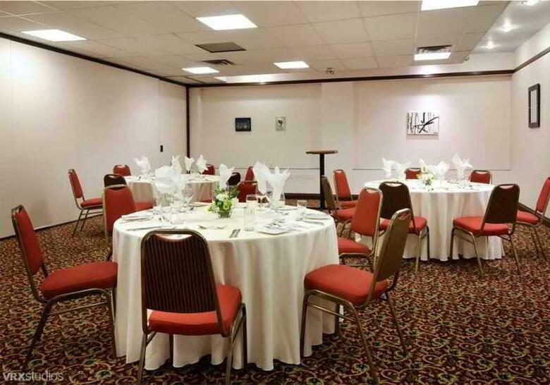 Hotel Ramada Victoria