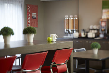 Hotel Comfort Inn South