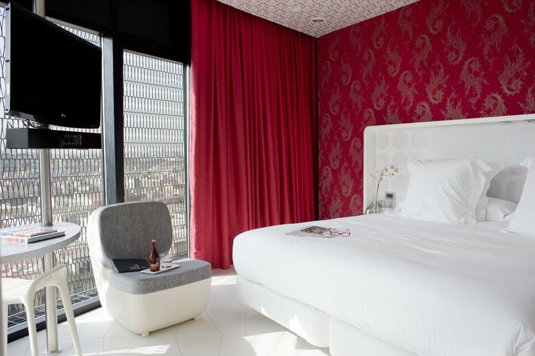 Hotel Barcel� Raval