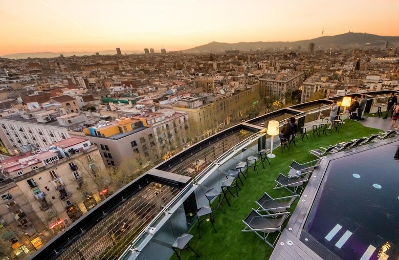 Hotel Barcel� Raval