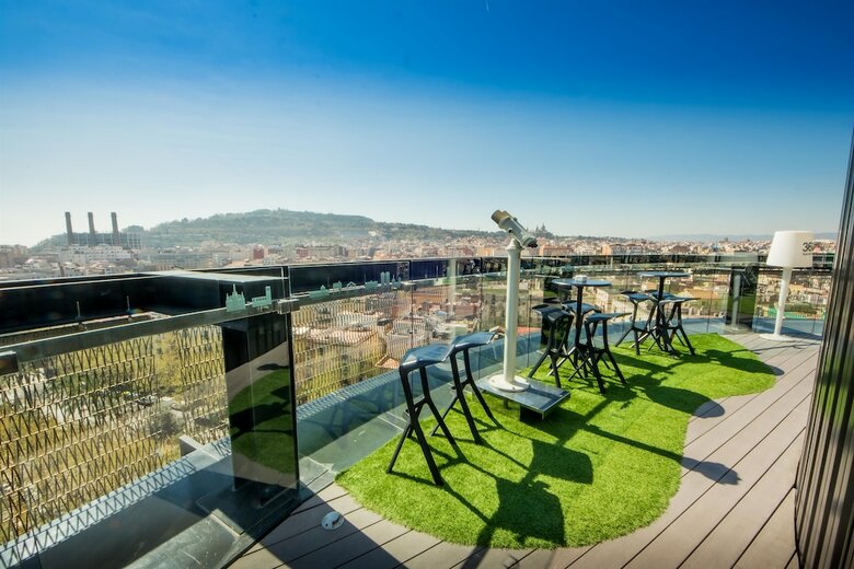 Hotel Barcel� Raval